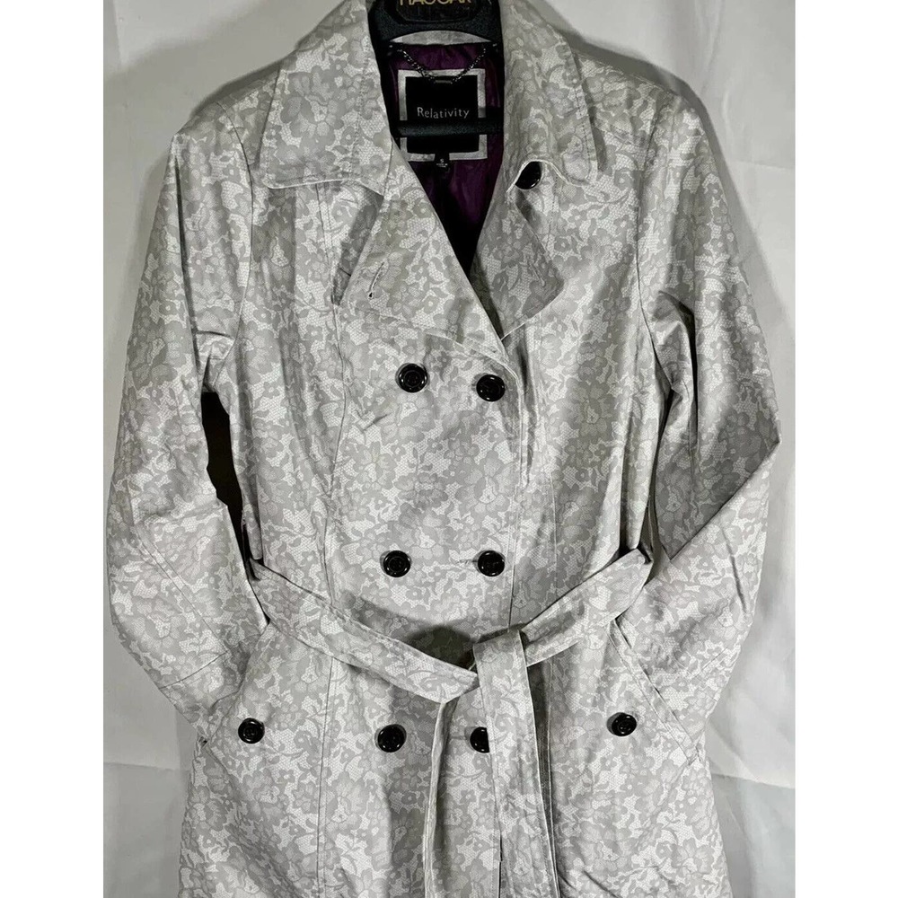 Relativity Womens Rain/Trench Coat, Size S Light Gray w/ Floral & Lace Print